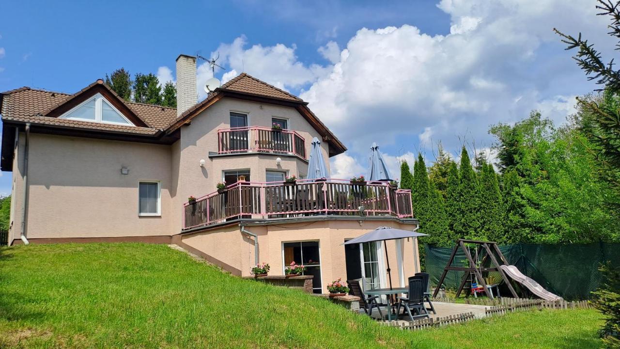 Villa Vranov 55 Čerčany Exteriör bild